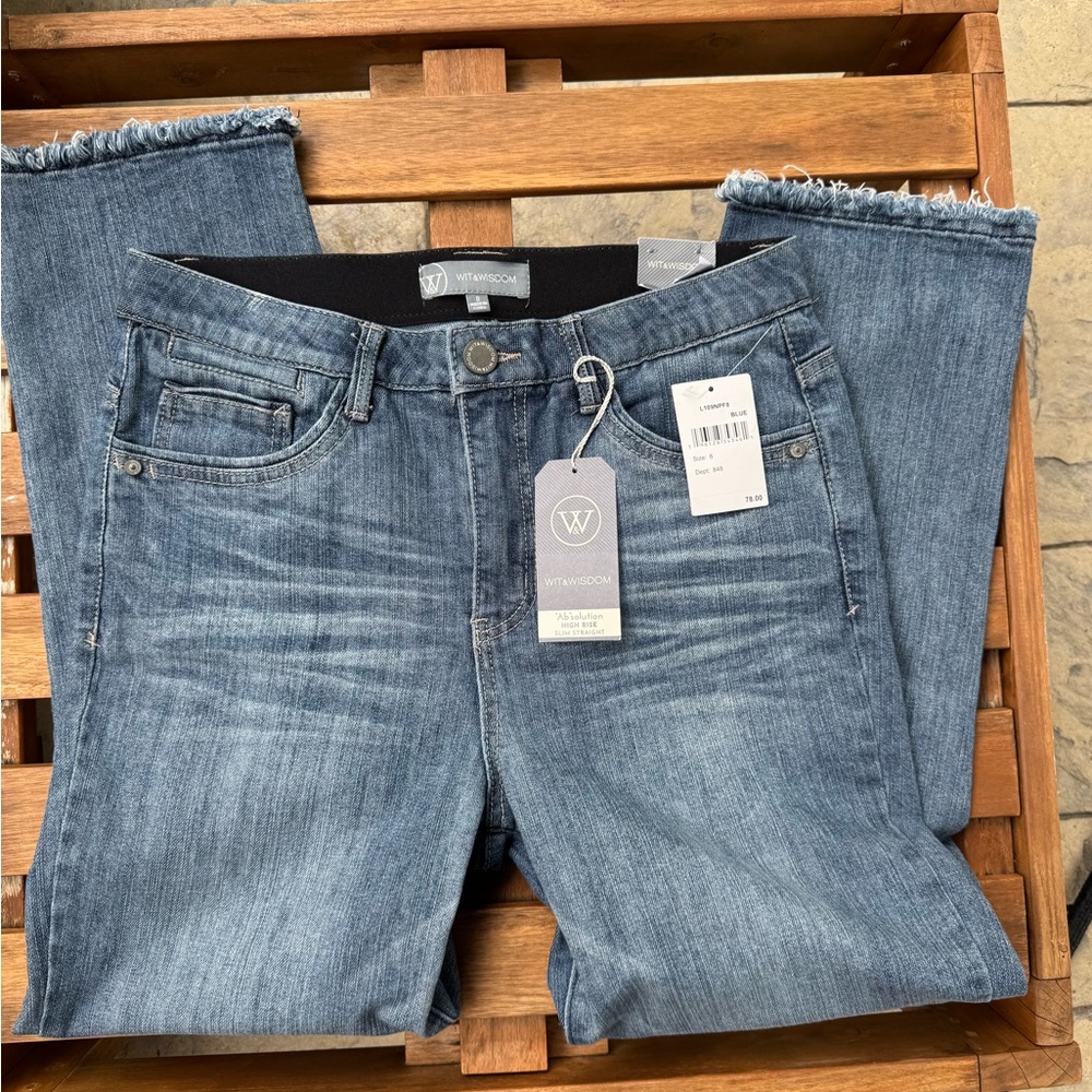 Wit & Wisdom Classic Ankle Jeans in Blue - Picture 5 of 13